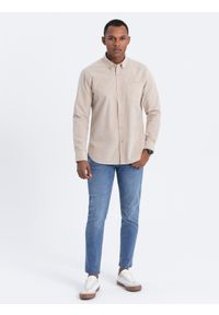 Ombre Clothing - Koszula męska bawełniana REGULAR FIT z kieszenią - beżowy V1 OM-SHOS-0153 - XXL. Typ kołnierza: kołnierzyk klasyczny. Kolor: beżowy. Materiał: bawełna. Długość rękawa: długi rękaw. Długość: długie. Styl: klasyczny #5