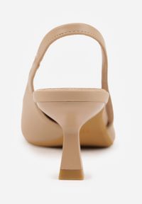 Renee - Ciemnobeżowe Sandały na Obcasie Kaczuszka ze Szpiczastym Noskiem Elda. Okazja: na wesele, na co dzień, na ślub cywilny. Nosek buta: szpiczasty. Kolor: beżowy. Materiał: jeans. Obcas: na obcasie. Styl: casual, klasyczny. Wysokość obcasa: średni #7