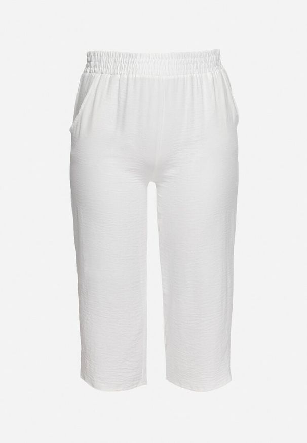 Born2be - Białe Szerokie Spodnie z Wysokim Stanem z Gumką w Talii i Nogawkami Długości 3/4 Levolia. Okazja: na co dzień. Stan: podwyższony. Kolekcja: plus size. Kolor: biały. Materiał: jedwab. Styl: casual, elegancki