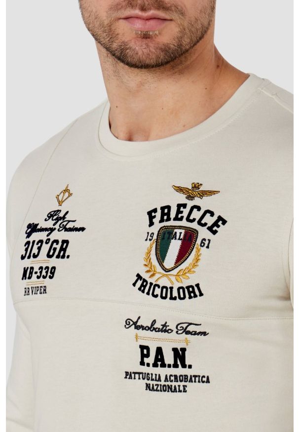 Aeronautica Militare - AERONAUTICA MILITARE Beżowy męski longsleeve. Kolor: beżowy. Długość rękawa: długi rękaw