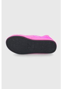 Calvin Klein Jeans Kapcie YW0YW00479 kolor różowy. Kolor: różowy. Materiał: materiał, guma. Wzór: gładki #2