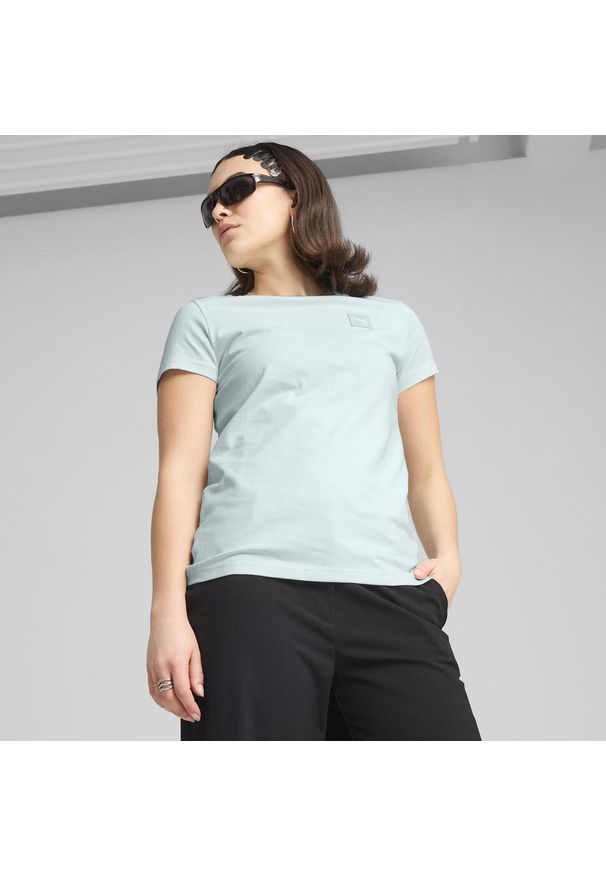 Puma - Damska koszulka ESS ELEVATED PUMA Peaceful Blue. Kolor: niebieski. Wzór: haft, aplikacja. Sport: fitness