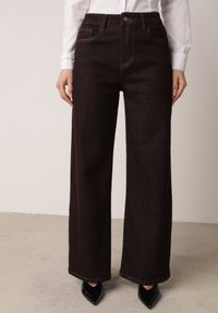 Born2be - Brązowe Jeansy z Szerokimi Nogawkami z Bawełną Zidula. Okazja: na co dzień. Kolor: brązowy. Styl: casual #1