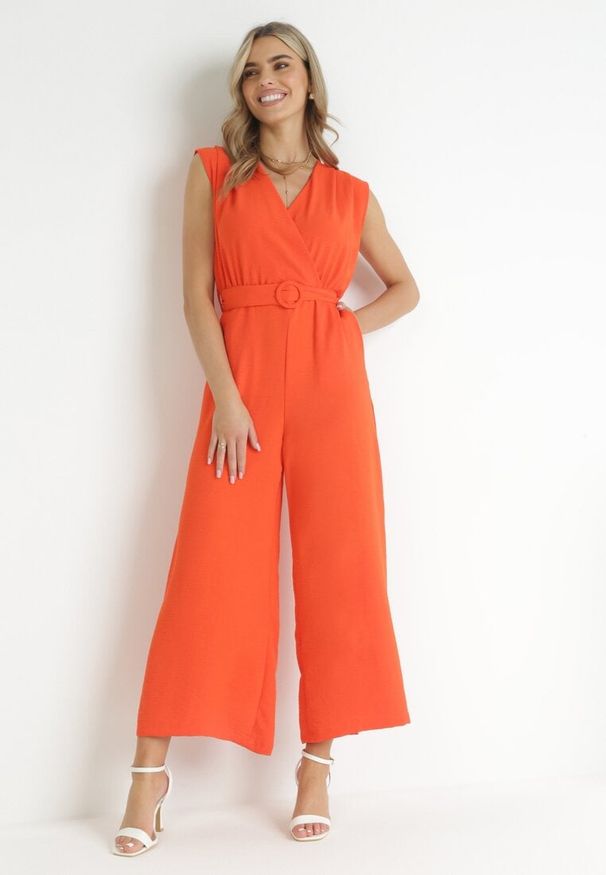 Born2be - Pomarańczowy Długi Kombinezon bez Rękawów z Paskiem Jemina. Kolor: pomarańczowy. Materiał: materiał. Długość rękawa: bez rękawów. Długość: długie