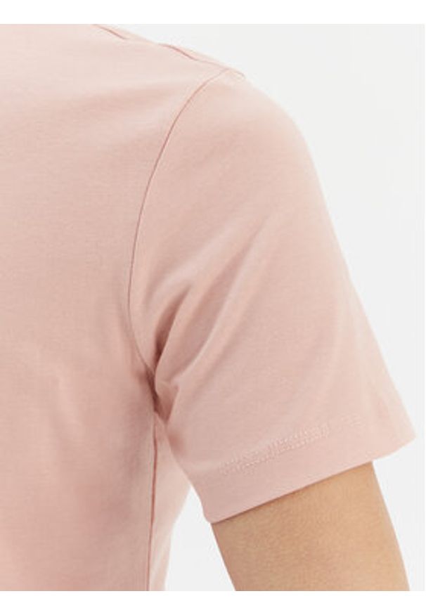 Guess T-Shirt V6RI20 J1314 Różowy Regular Fit. Kolor: różowy. Materiał: bawełna
