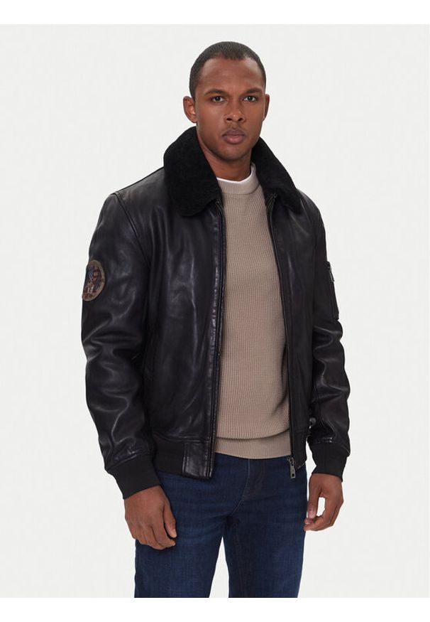 Milestone Kurtka skórzana Tom 531041 21070 Czarny Regular Fit. Kolor: czarny. Materiał: skóra