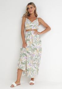 Born2be - Biało-Zielona Sukienka z Paskiem Barrett. Kolor: zielony. Długość rękawa: na ramiączkach. Wzór: gładki. Sezon: lato. Typ sukienki: kopertowe. Styl: elegancki. Długość: maxi #2