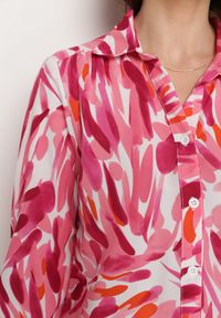 Born2be - Różowa Koszula Ozdobiona Abstrakcyjnym Printem Sivello. Kolor: różowy. Wzór: nadruk, aplikacja #3