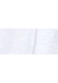 TOP SECRET - Dzianinowa bluzka z falbankami. Typ kołnierza: kołnierz z falbankami. Kolor: biały. Materiał: dzianina. Długość rękawa: krótki rękaw. Długość: krótkie. Wzór: koronka, ażurowy. Sezon: lato. Styl: elegancki, wizytowy #3