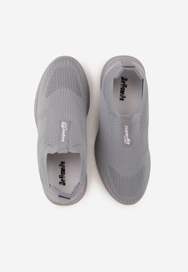 Born2be - Szare Wsuwane Buty Sportowe Sneakersy z Siateczkową Cholewką Luthro. Okazja: na co dzień. Zapięcie: bez zapięcia. Kolor: szary. Materiał: jeans. Szerokość cholewki: normalna