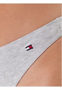 TOMMY HILFIGER - Tommy Hilfiger Komplet 3 par stringów UW0UW05752 Kolorowy. Materiał: bawełna. Wzór: kolorowy #8