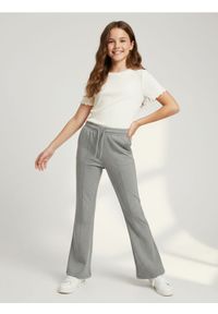 Sinsay - Spodnie flare - szary. Kolor: szary