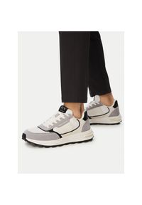 Sneakersy Armani Exchange. Kolor: biały #1