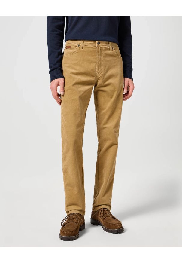 Wrangler - WRANGLER MĘSKIE SPODNIE MATERIAŁOWE TEXAS SLIM TIGERS EYE 112358039 W12S015733
