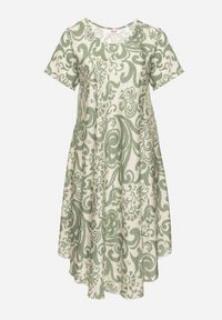 Born2be - Zielona Rozkloszowana Sukienka z Wiskozy z Geometrycznym Wzorem Emisova. Okazja: na co dzień. Kolor: zielony. Materiał: wiskoza. Długość rękawa: krótki rękaw. Wzór: geometria. Styl: casual, elegancki #4