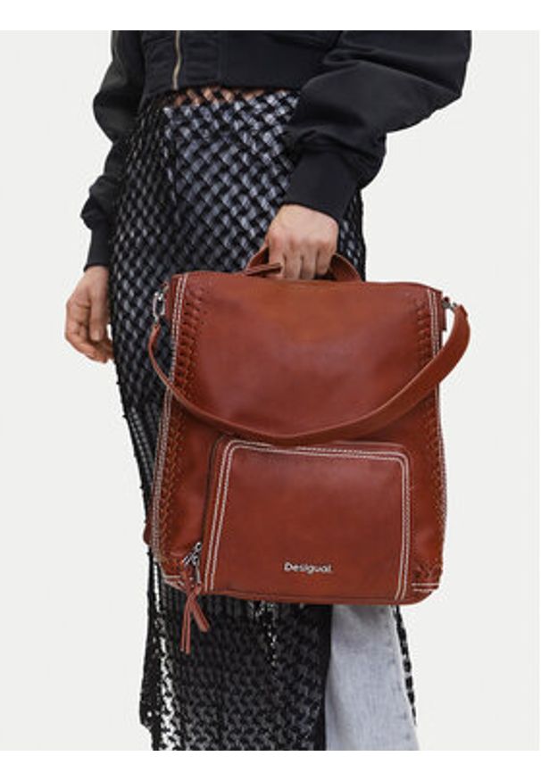 Desigual Plecak Trama Pretoria 25SAKP21 Brązowy. Kolor: brązowy. Materiał: skóra