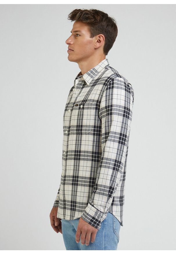 Lee - LEE MĘSKA KOSZULA LEESURE SHIRT ECRU 112341768 L66N016990