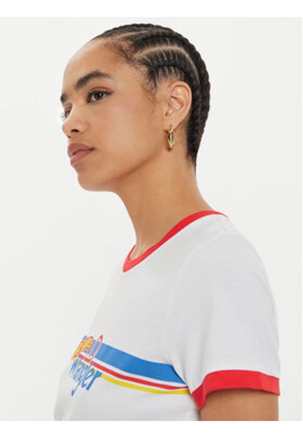 Wrangler T-Shirt Hot Wheels 112357911 Biały Slim Fit. Kolor: biały. Materiał: bawełna