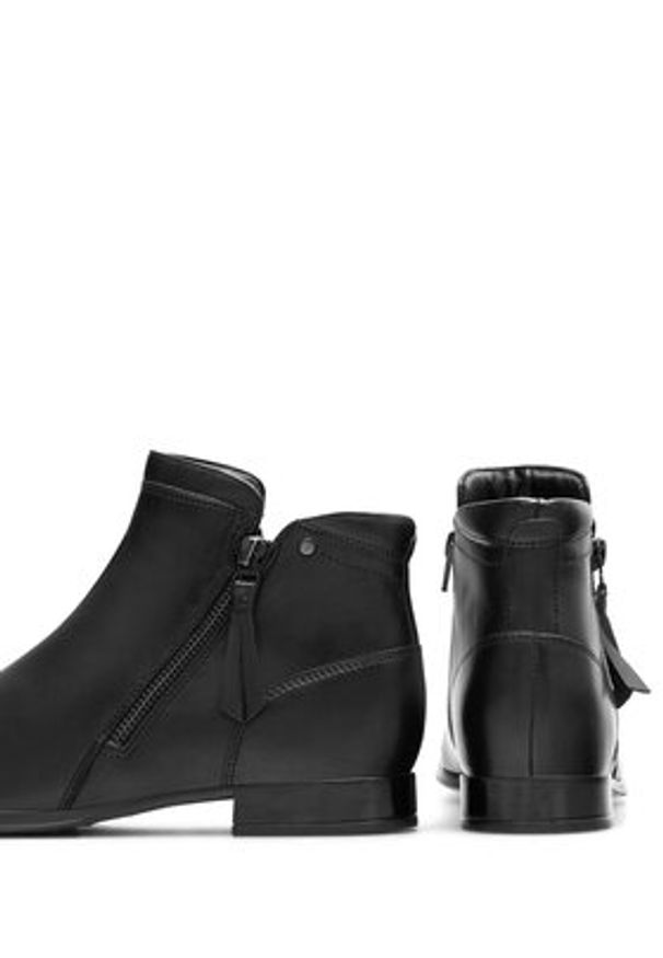 Lasocki Botki WB-ANNA-116 Czarny. Kolor: czarny. Materiał: skóra