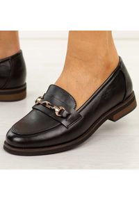 Czarne skórzane mokasyny damskie Cambell 19418. Okazja: na co dzień, na spacer. Kolor: czarny. Materiał: skóra, lakier. Sezon: wiosna, lato, jesień. Styl: casual, klasyczny, elegancki #1