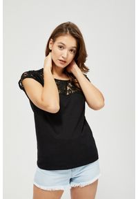 MOODO - T-shirt z koronką. Materiał: koronka. Długość rękawa: bez rękawów. Wzór: koronka #1