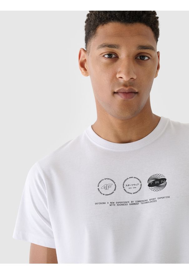 4f - 4F T-shirt regular z nadrukiem męski - biały XXL. Okazja: na co dzień. Kolor: biały. Materiał: dzianina, bawełna, jersey. Długość rękawa: krótki rękaw. Długość: krótkie. Wzór: nadruk. Styl: klasyczny, sportowy, casual