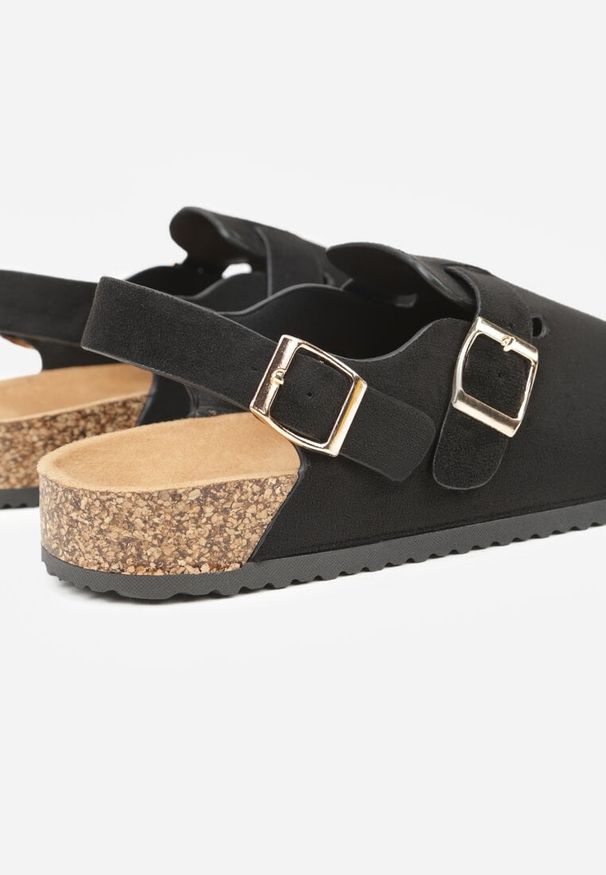 Renee - Czarne Sandały Typu Chodaki z Klamrami Silvermore. Okazja: na co dzień. Zapięcie: klamry. Kolor: czarny. Materiał: jeans. Styl: street, casual