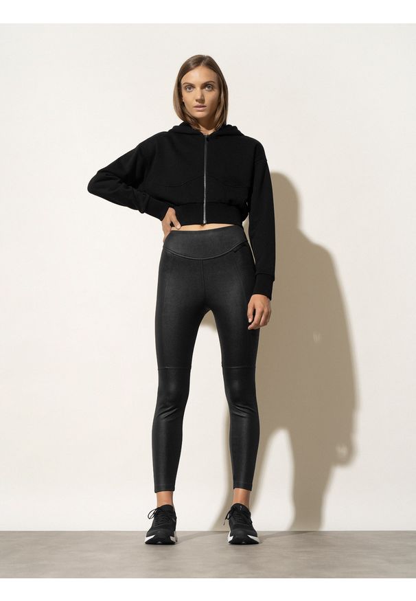 4f - 4F Legginsy damskie 4F x Anna Lewandowska XS. Stan: podwyższony. Kolor: czarny. Materiał: dzianina. Wzór: nadruk. Styl: klasyczny, sportowy