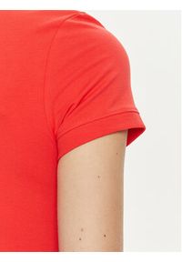 Guess T-Shirt W2YI44 J1314 Czerwony Slim Fit. Kolor: czerwony. Materiał: bawełna #2