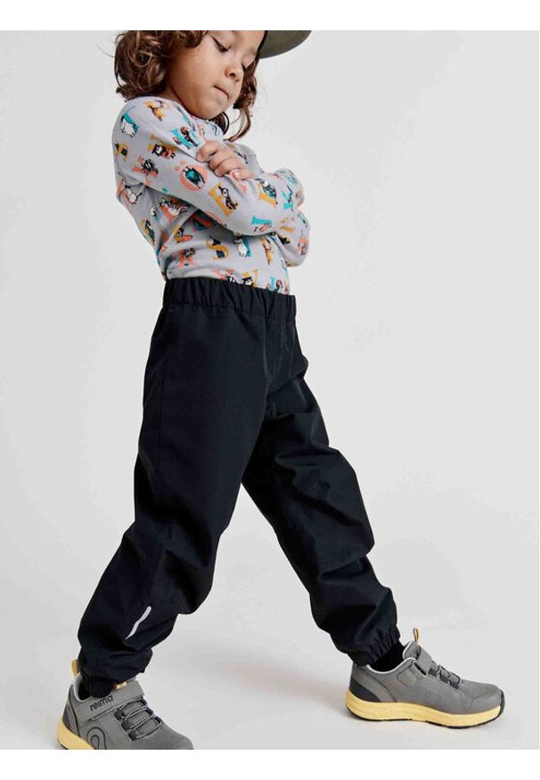 Reima Spodnie outdoor Kaura 5100148B Czarny Regular Fit. Kolor: czarny. Materiał: syntetyk. Sport: outdoor