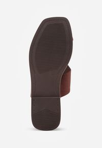 Born2be - Brązowe Klapki VICES z Paskiem na Duży Palec i Ozdobą z Metalicznym Akcentem Creppela. Okazja: do pracy, na co dzień. Kolor: brązowy. Materiał: jeans, len. Wzór: aplikacja. Styl: elegancki, casual #7