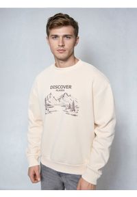 Sinsay - Bluza crewneck z nadrukiem - beżowy. Kolor: beżowy. Wzór: nadruk