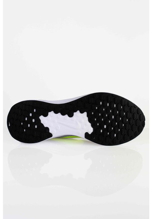 Buty Męskie Sportowe Nike Revolution 7. Okazja: na co dzień. Kolor: szary. Model: Nike Revolution. Sport: fitness
