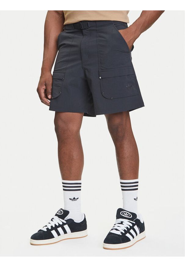 Adidas - adidas Szorty materiałowe Premium Essentials Utility Cargo JD2107 Czarny Loose Fit. Kolor: czarny. Materiał: syntetyk