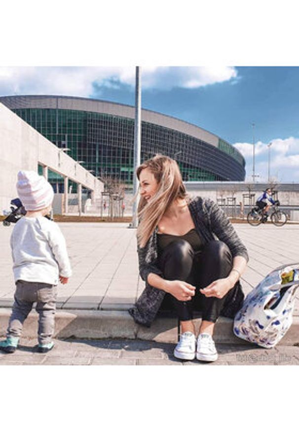 Converse Trampki Chuck Taylor All Star Ox 132173C Biały. Kolor: biały. Materiał: skóra