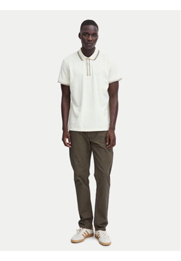 Blend Polo 20716474 Écru Regular Fit. Typ kołnierza: polo. Materiał: bawełna