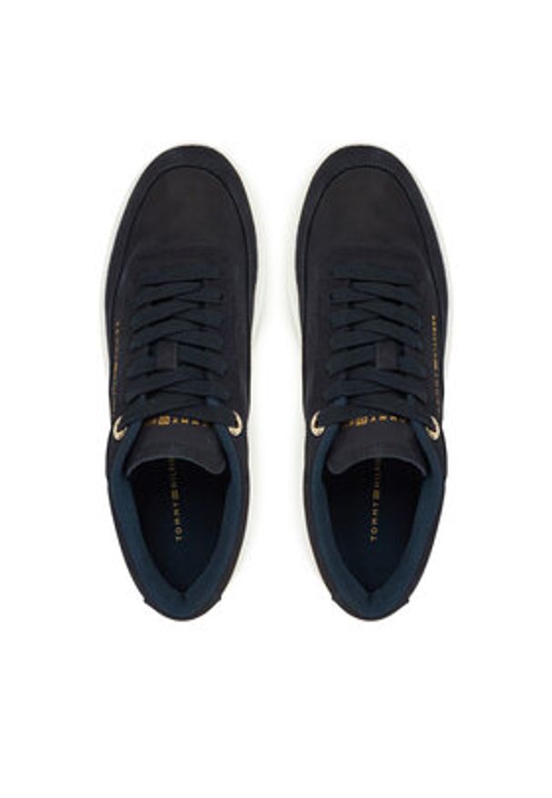 TOMMY HILFIGER - Tommy Hilfiger Sneakersy Modern Court Sneaker Nubuck FW0FW08462 Granatowy. Kolor: niebieski. Materiał: skóra