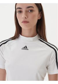 Adidas - adidas T-Shirt Teamgeist adicolor Baby JZ8279 Biały Slim Fit. Kolor: biały. Materiał: syntetyk