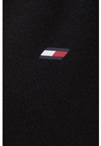 TOMMY HILFIGER - Tommy Hilfiger bluza damska kolor czarny z kapturem z aplikacją. Typ kołnierza: kaptur. Kolor: czarny. Materiał: bawełna. Wzór: aplikacja #2