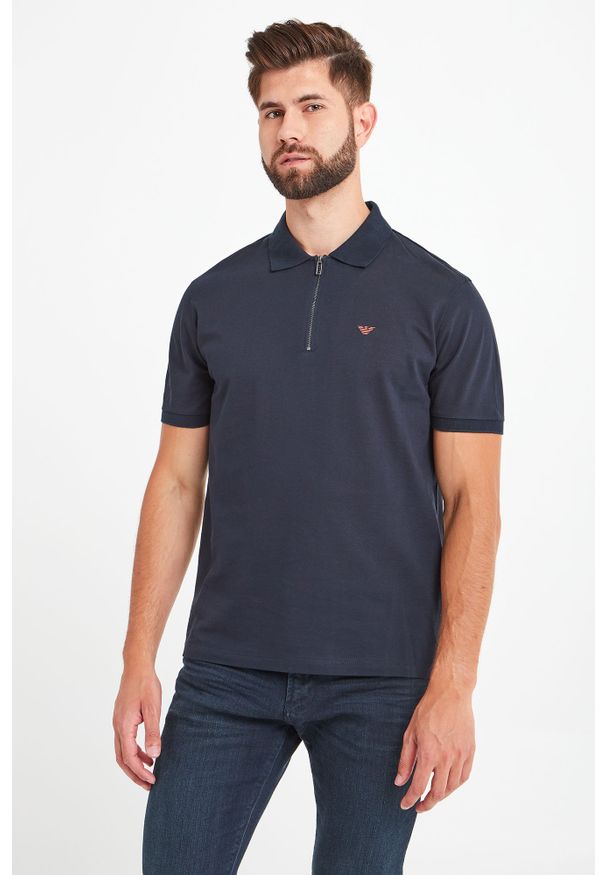 Emporio Armani - POLO EMPORIO ARMANI. Typ kołnierza: polo. Wzór: jednolity, nadruk. Styl: sportowy
