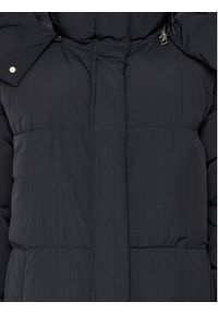 outhorn - Outhorn Płaszcz zimowy OTHAW23TDJAF256 Czarny Regular Fit. Kolor: czarny. Materiał: syntetyk. Sezon: zima
