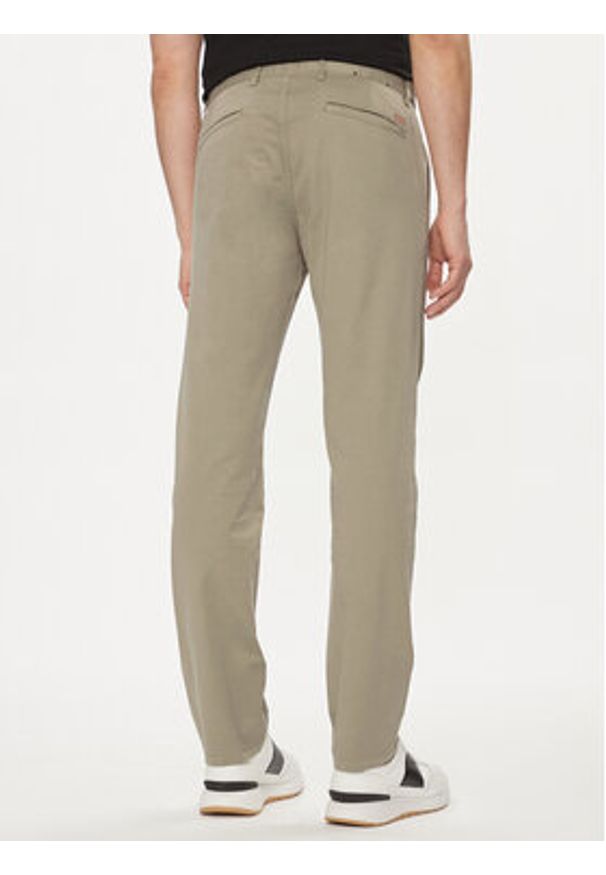BOSS - Boss Chinosy 50510933 Beżowy Slim Fit. Kolor: beżowy. Materiał: bawełna