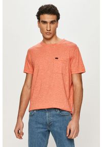 Lee T-shirt kolor pomarańczowy melanżowy. Okazja: na co dzień. Kolor: pomarańczowy. Materiał: dzianina. Wzór: melanż. Styl: casual #1