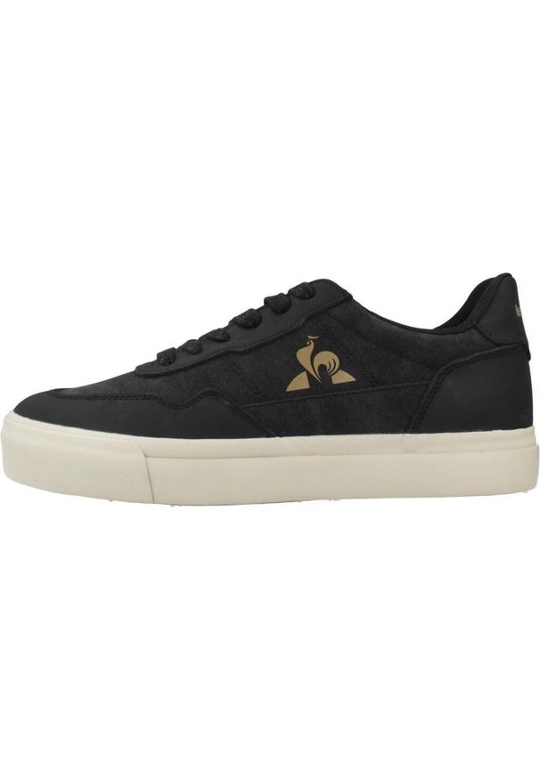 Le Coq Sportif - Kapcie LE COQ SPORTIF LCS OLLIE WAXY CANVAS Czarny. Kolor: czarny. Materiał: syntetyk, tkanina, skóra. Sport: turystyka piesza