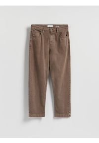 Reserved - Jeansy loose z efektem sprania - brązowy. Kolor: brązowy