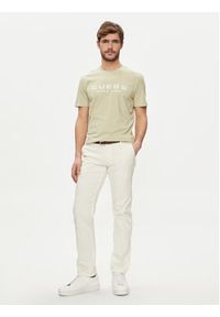 Guess T-Shirt M4GI61 J1314 Beżowy Slim Fit. Kolor: beżowy. Materiał: bawełna