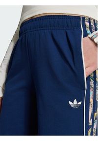 Adidas - adidas Spodnie dresowe Sst KR9187 Granatowy Loose Fit. Kolor: niebieski. Materiał: syntetyk #4