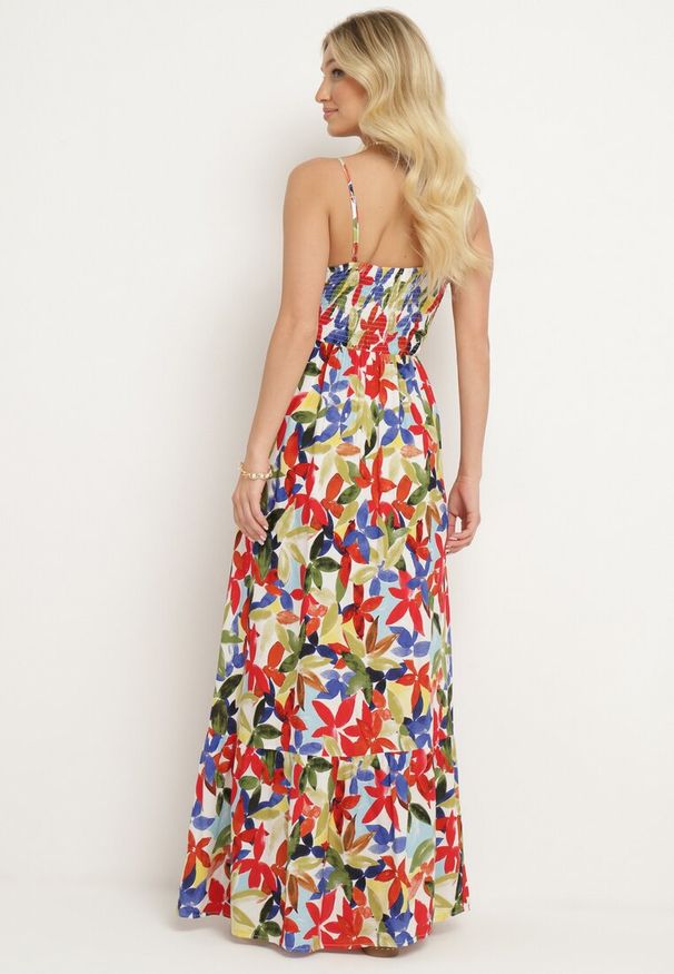 Born2be - Biało-Czerwona Wiskozowa Sukienka na Ramiączkach z Kopertowym Dekoltem i Gumką w Talii z Tiamalen. Okazja: na co dzień, na imprezę. Typ kołnierza: dekolt kopertowy. Kolor: biały. Materiał: wiskoza. Długość rękawa: na ramiączkach. Wzór: aplikacja. Typ sukienki: kopertowe. Styl: wizytowy, klasyczny, casual, elegancki