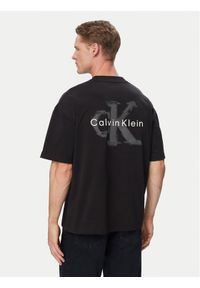 Calvin Klein Jeans T-Shirt LV04RAB806 Czarny Oversize. Kolor: czarny. Materiał: bawełna #1