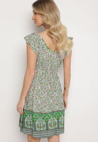 Born2be - Zielona Wiskozowa Sukienka o Rozkloszowanym Kroju z Wiązanym Paskiem Sepona. Okazja: na co dzień. Typ kołnierza: dekolt w kształcie V. Kolor: zielony. Materiał: wiskoza. Wzór: aplikacja. Styl: elegancki, casual #7